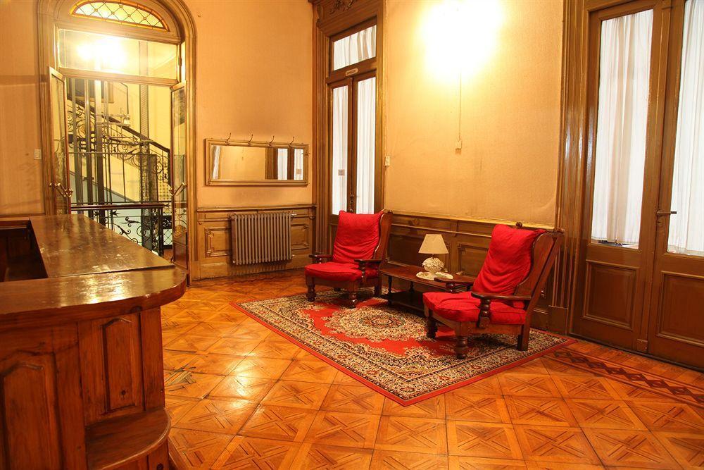 Hotel Reina Buenos Aires Exterior photo